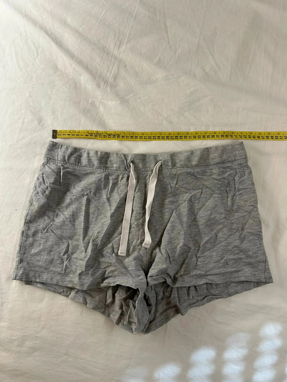 Short gris taille haute esmara